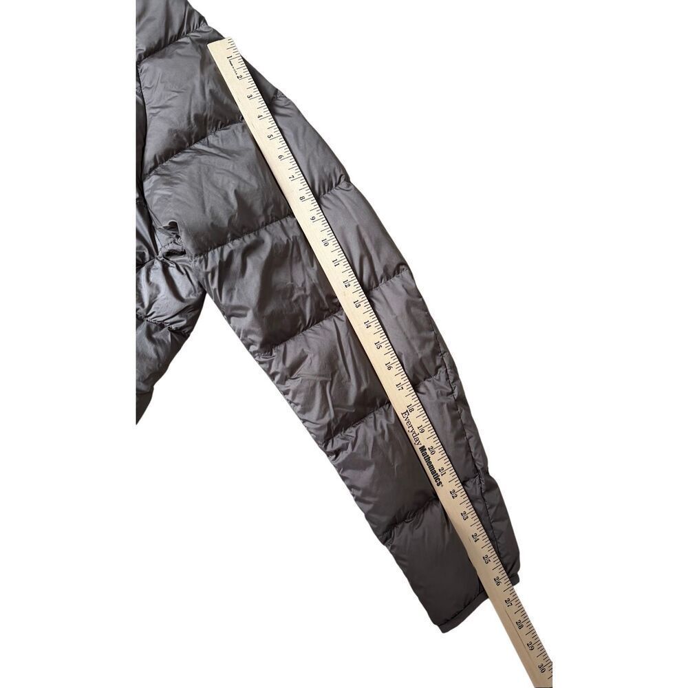 Uniqlo Taupe Quilted Snap-Front Puffer Jacket - Picture 7 of 15